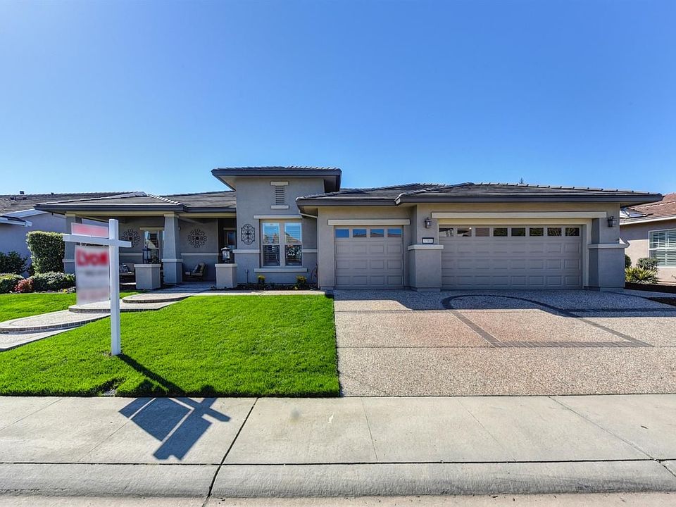 1st image of 1389 Lasso Lake Ln
