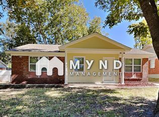 8396 Dottley Dr, Southaven, MS 38671