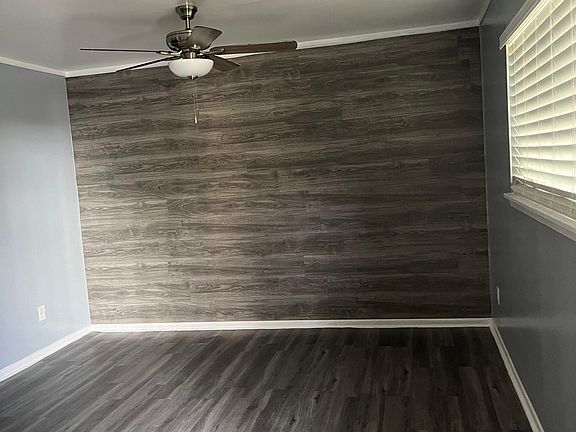 2nd image of 407 Peden St APT 2