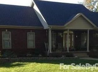 169 Pare Ct, Shepherdsville, KY 40165