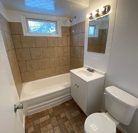 4th image of 6410 Missouri Ct