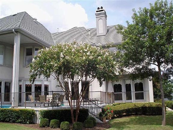 2nd image of 1616 Nelson Dr