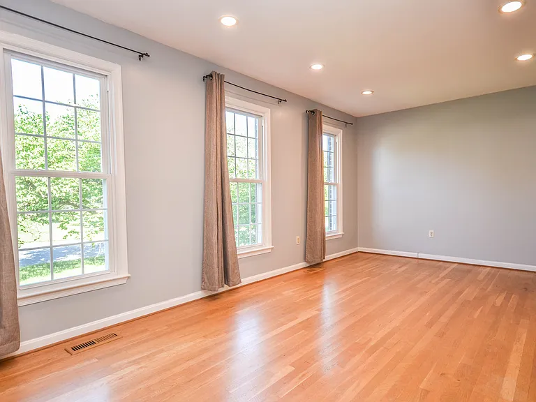 11309 Brandy Hall Ln — Photo 33