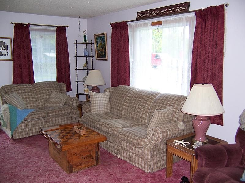 2nd image of 306 W Main St