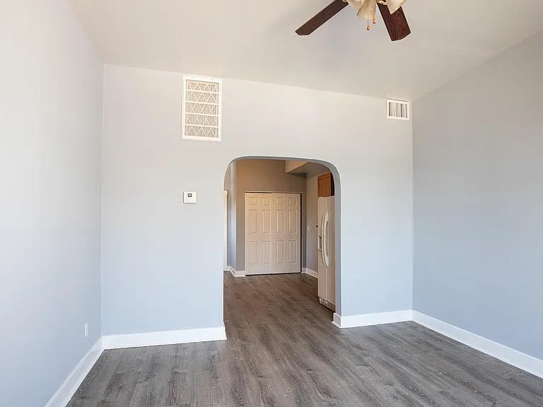 137 N 11th Ave #A — Photo 10