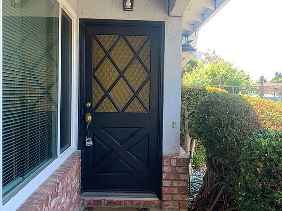 3rd image of 808 Sevely Dr