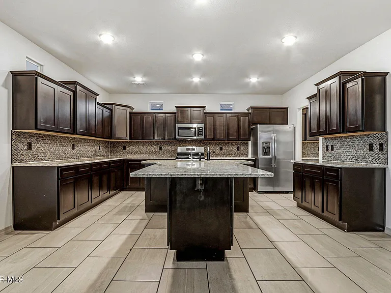 14705 Tierra Escape Ave — Photo 9
