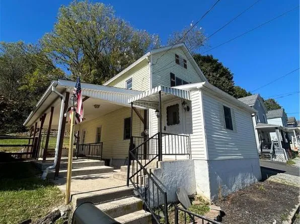 613 Washington St, Mount Bethel, PA 18343