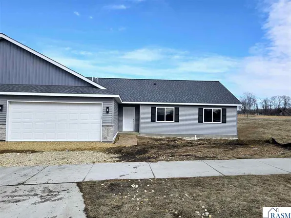 2025 Clark St, Saint Peter, MN 56082