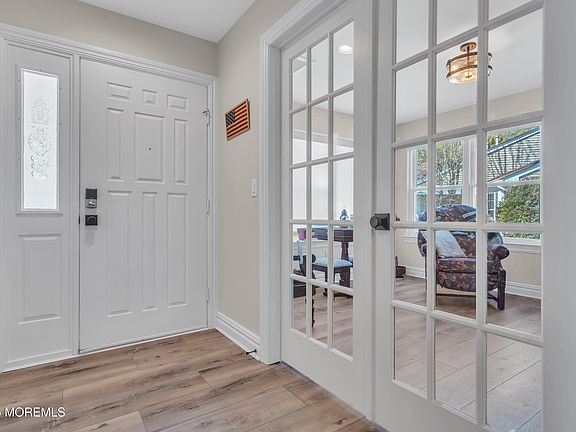 4th image of 1115 Thornbury Lane #A