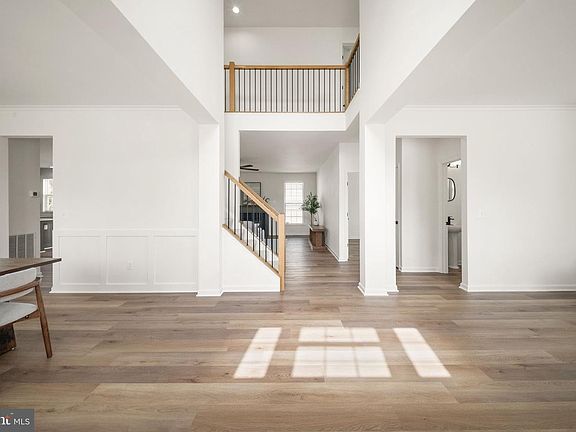 3rd image of 4 Turner Ct