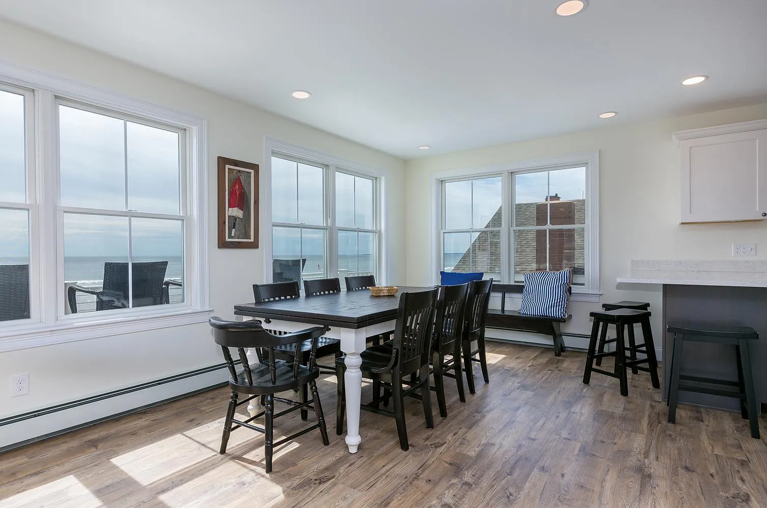 4 bed, $3,400 — Photo 4