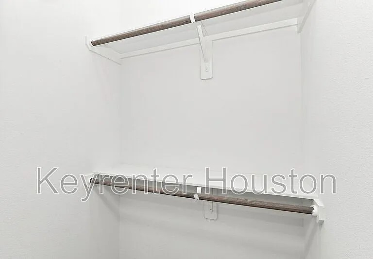 2908 Stevens St — Photo 12