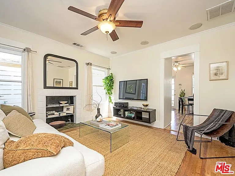 2213 Arizona Ave #A-B — Photo 4