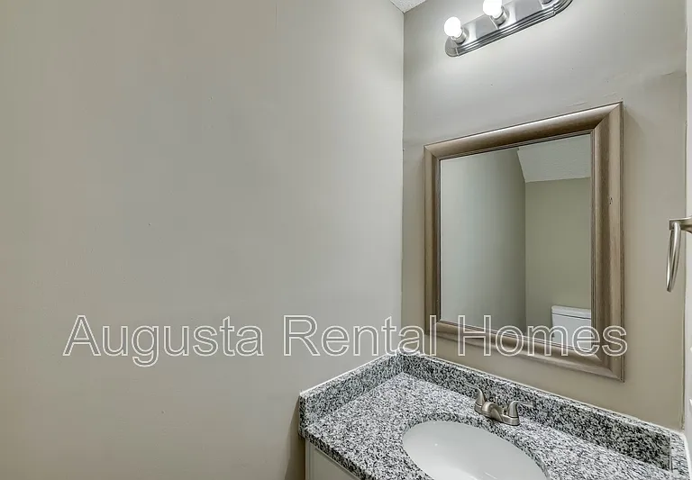 146 Chalet North Ct #146 — Photo 11