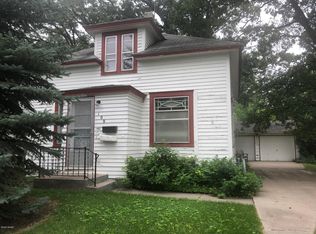 109 S Nelson St, Crookston, MN 56716