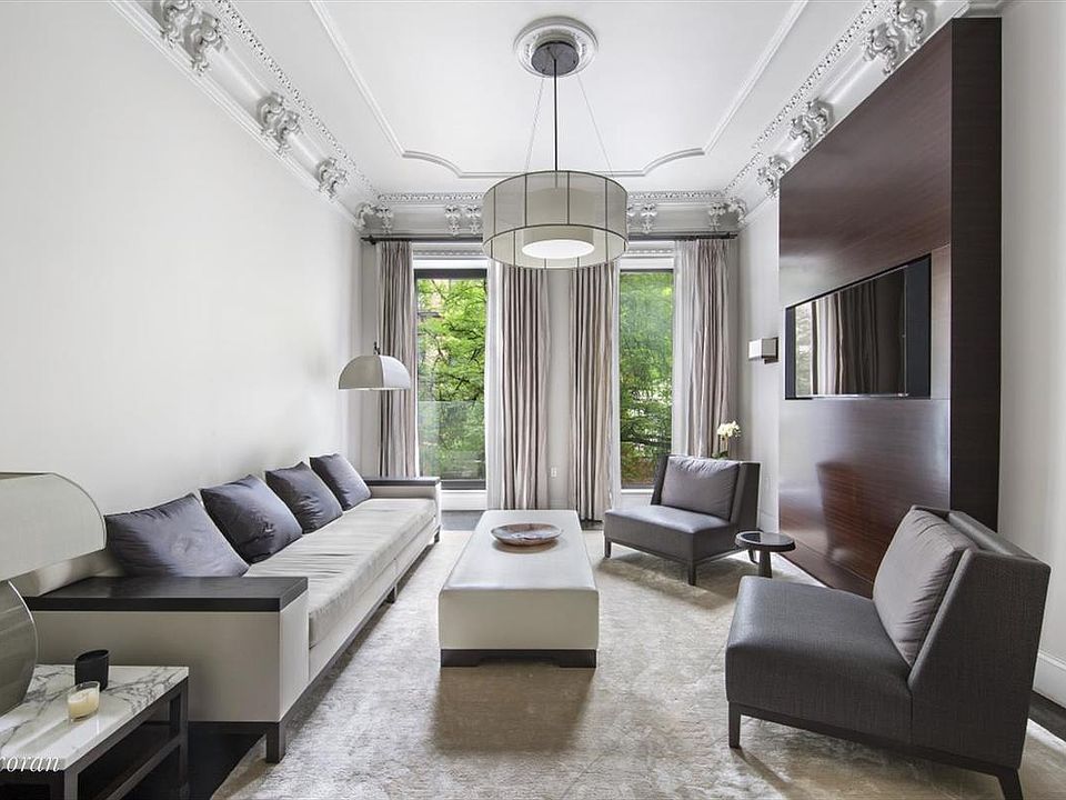 1st image of 155 Lexington Ave