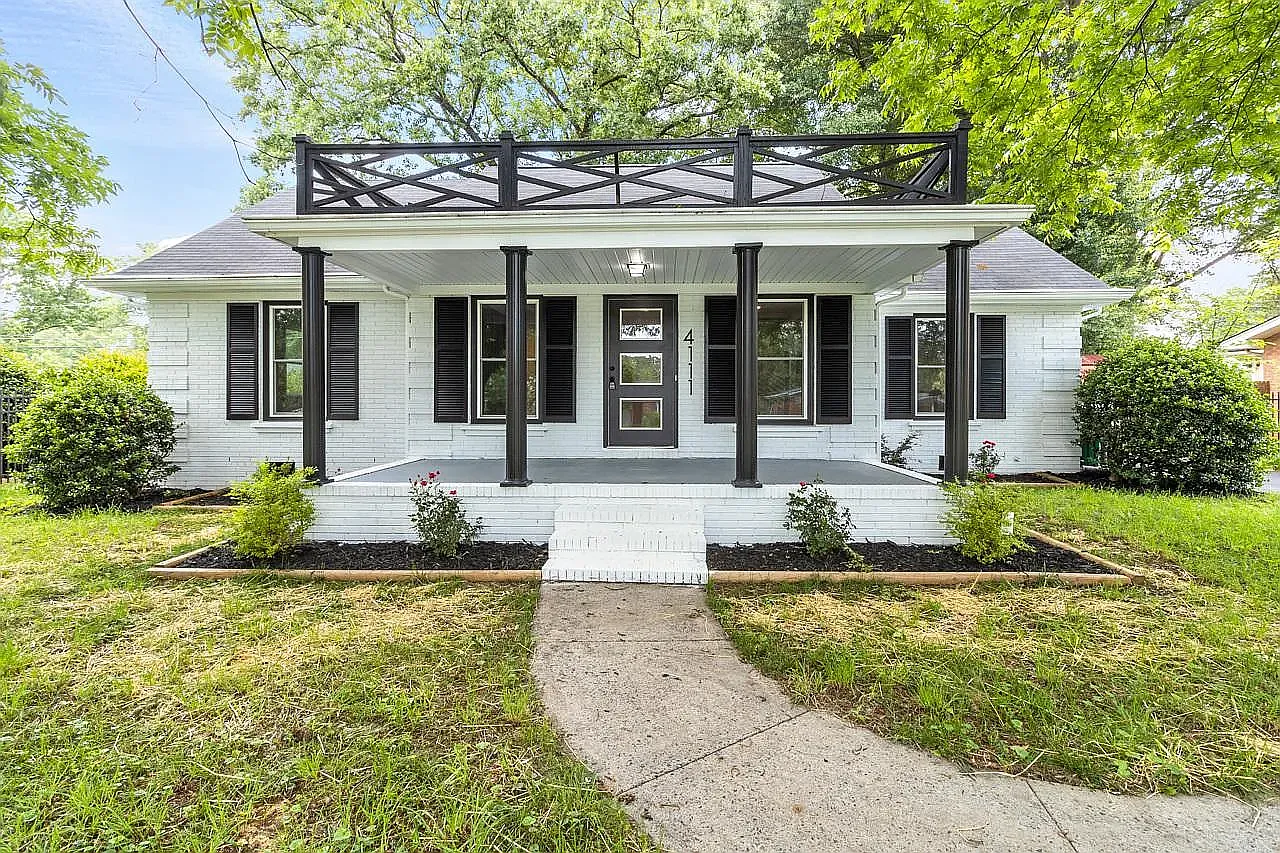 4 bed, 2010 sqft, $2,990 — Photo 3