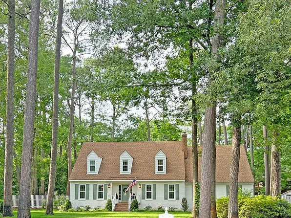908 Kestons Cross, Virginia Beach, VA 23452