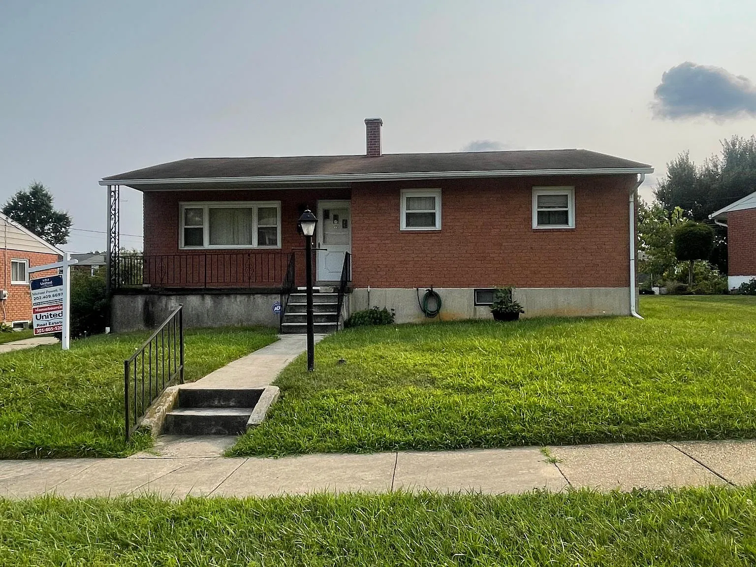 809 Bobby Rd — Photo 2