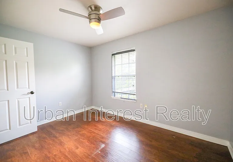 314 Liriope Loop — Photo 16