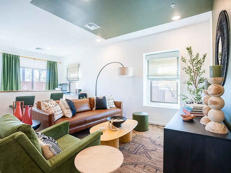 Banyan at 17 North Townhomes — Photo 3