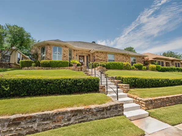 4609 Silverthorn Dr, Mesquite, TX 75150