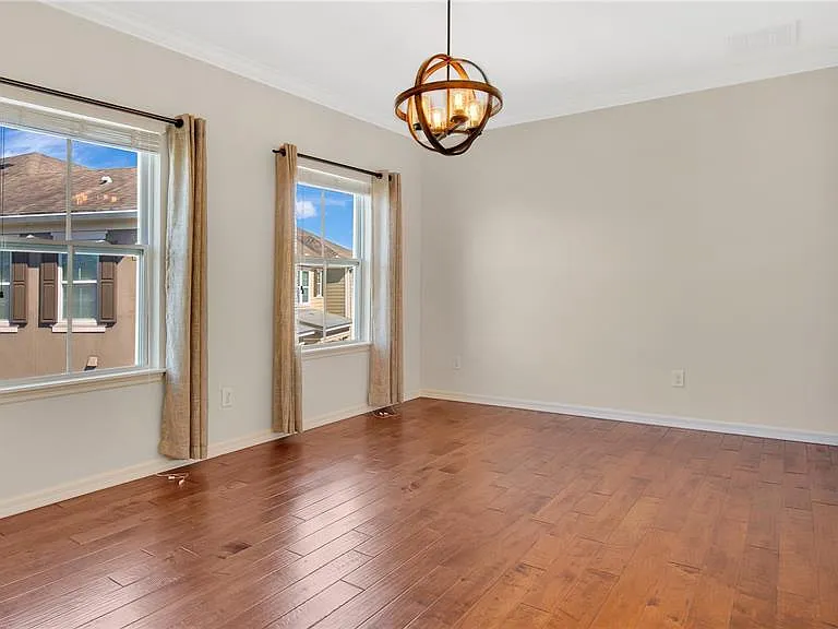 921 Taramundi Dr — Photo 9