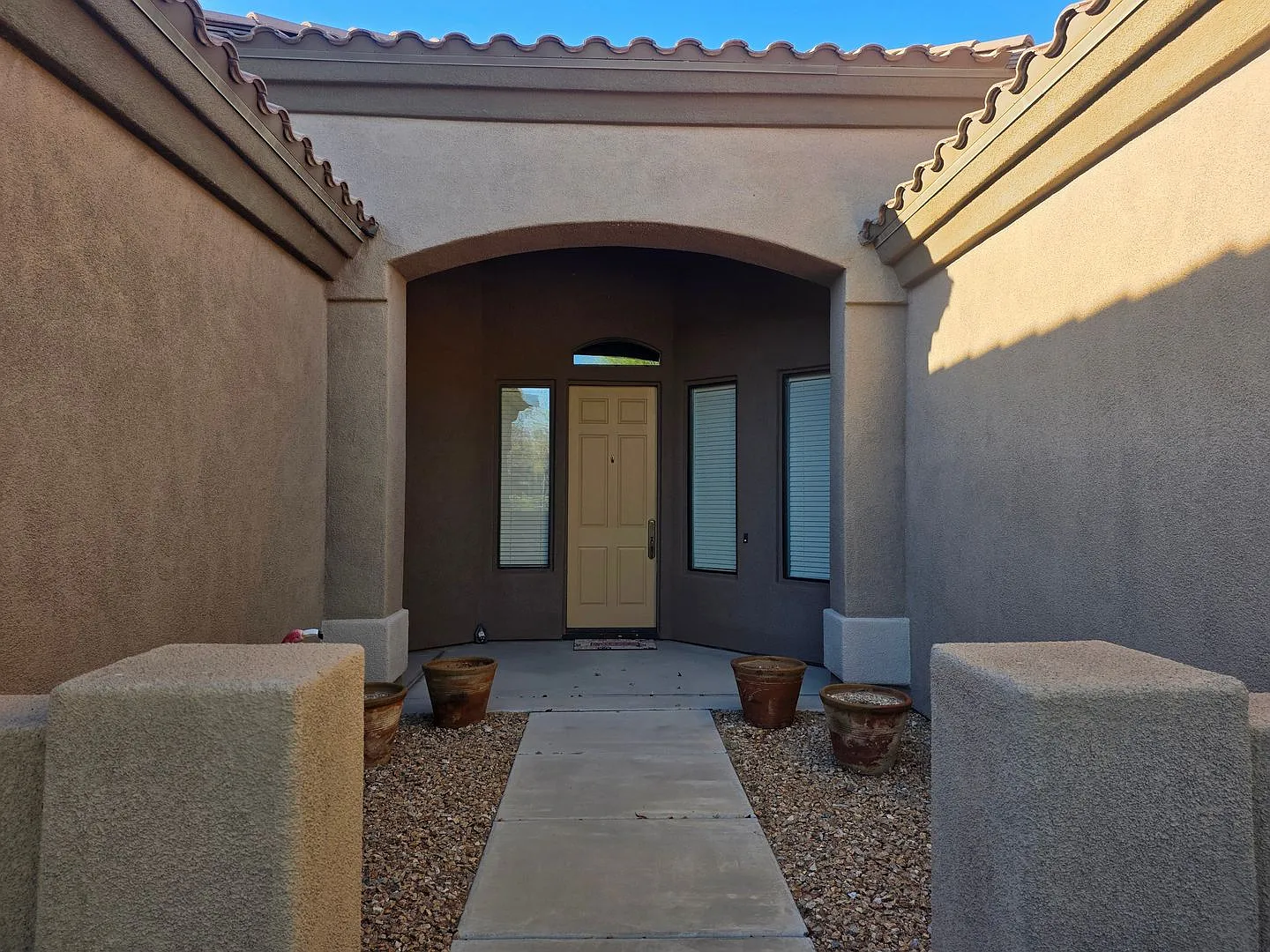 Welcome to the perfect Winter Retreat at Laughlin Ranch. — Photo 4