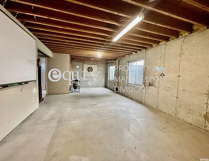 11742 S Tatteredangel Cv — Photo 25