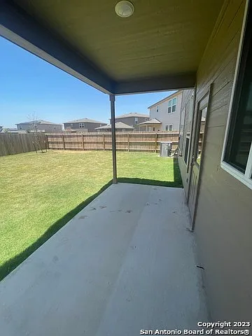 10606 Mexia Ave — Photo 21