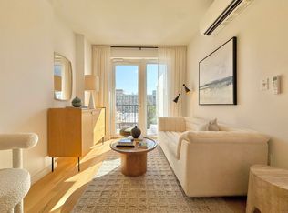 558 Sackett St #5E, Brooklyn, NY 11217
