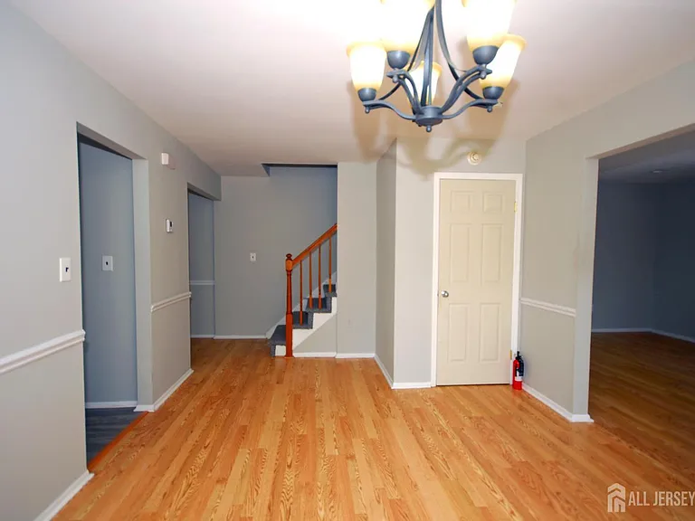 1 Orchid Ct — Photo 13