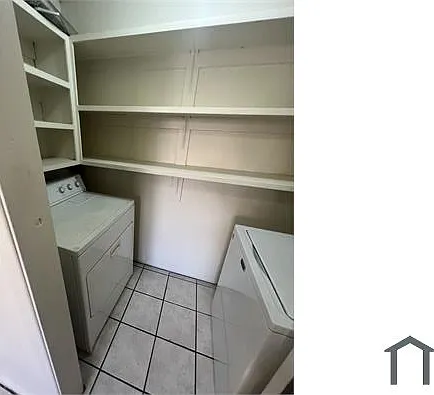545 Palomas Dr SE #B — Photo 10