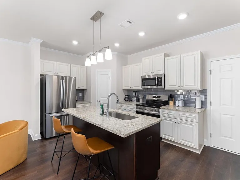 4122 Fulson Dr — Photo 11