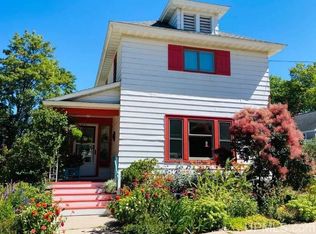 410 Spruce St, Marquette, MI 49855