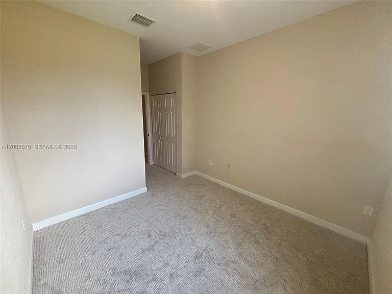 1015 NE 208th St — Photo 18