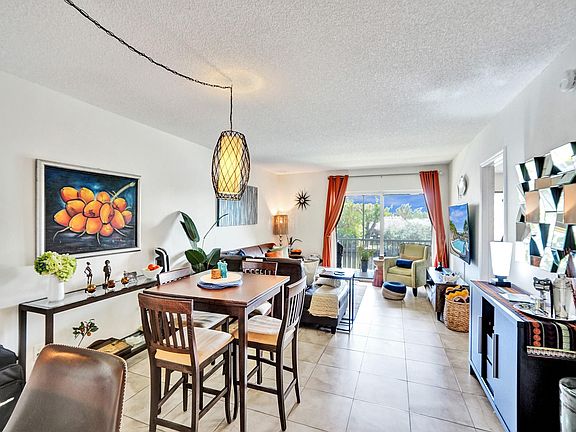 2nd image of 912 Pine Drive #203