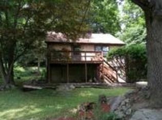 6 Taylor Rd, Patterson, NY 12563