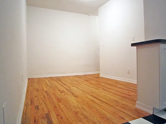 Rented by DSA Realty | media 14