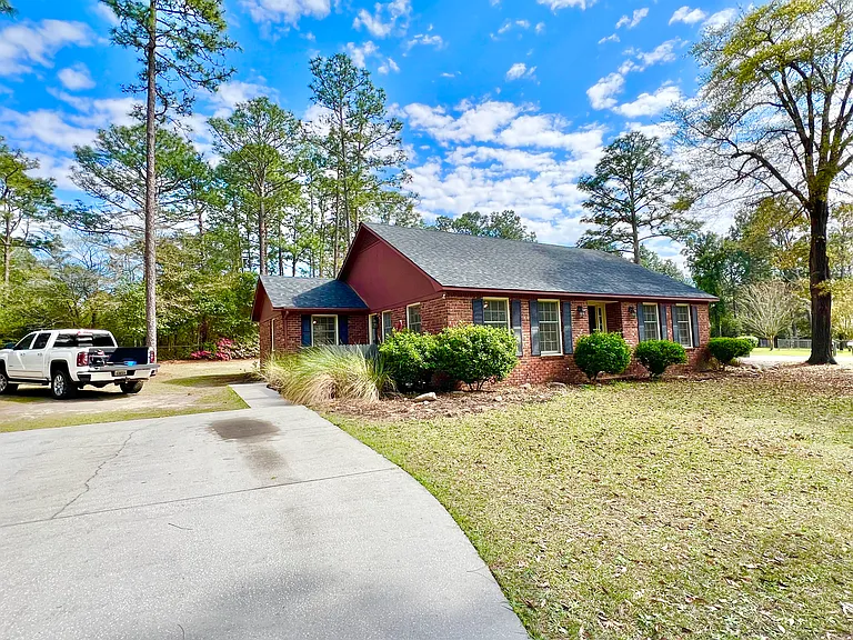 414 Zetterower Rd #B — Photo 2