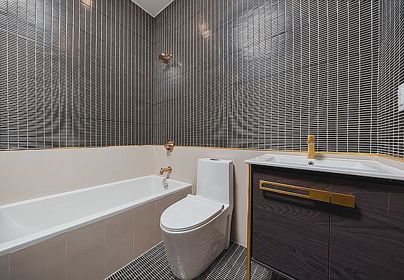 2nd image of 163 Tompkins Ave #1