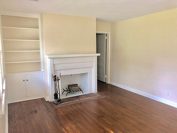 4th image of 4420 Iroquois Ave