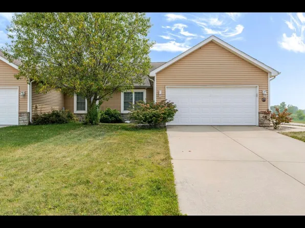 1755 E 105th Ave, Crown Pt, IN 46307