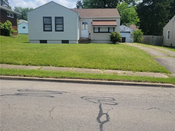913 Indiana Ave, Farrell, PA 16121