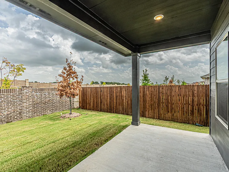 1134 Old Stead Dr — Photo 36