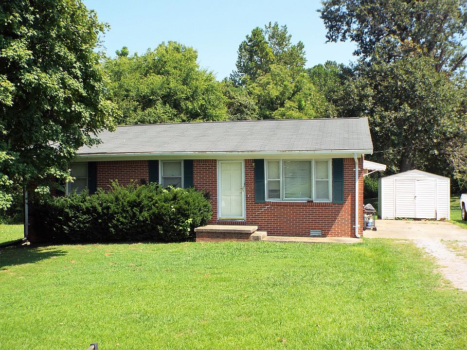 1st image of 262 Country Dr