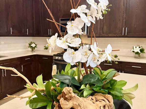 90 Bay Street Landing image 15 of 49