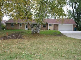 4124 E Oakwood Rd, Oak Creek, WI 53154