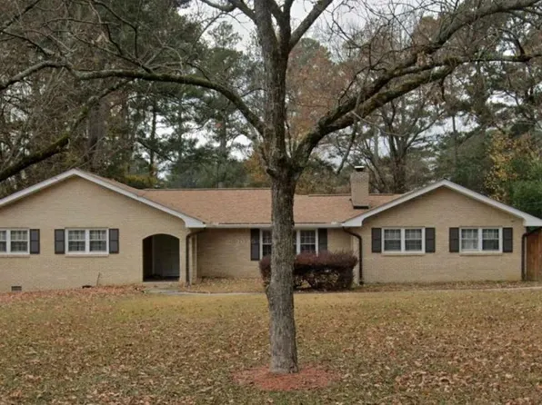 2153 Timber Ln, Snellville, GA 30078